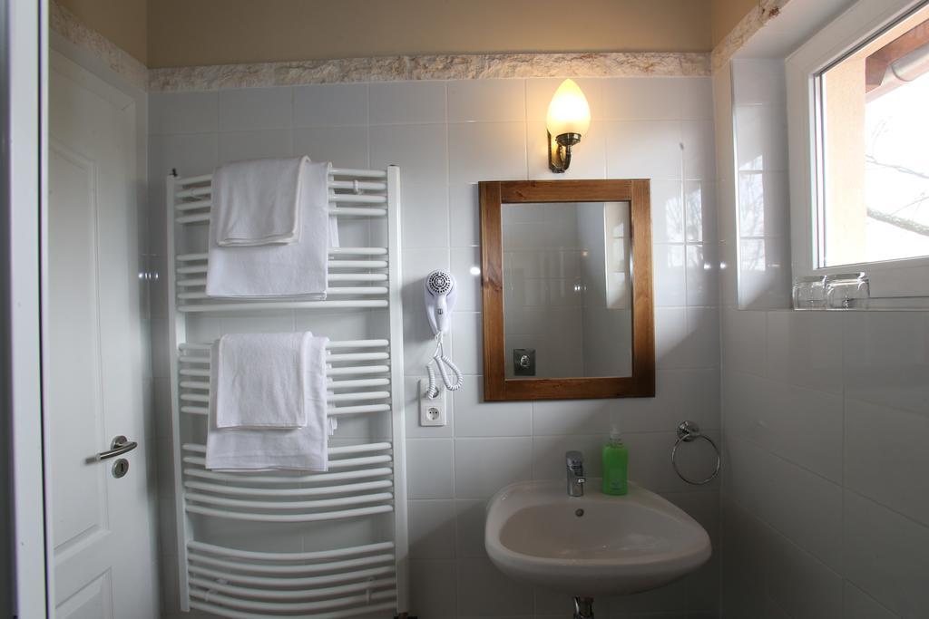 Bed and Breakfast Aurora Panzió Bük Esterno foto