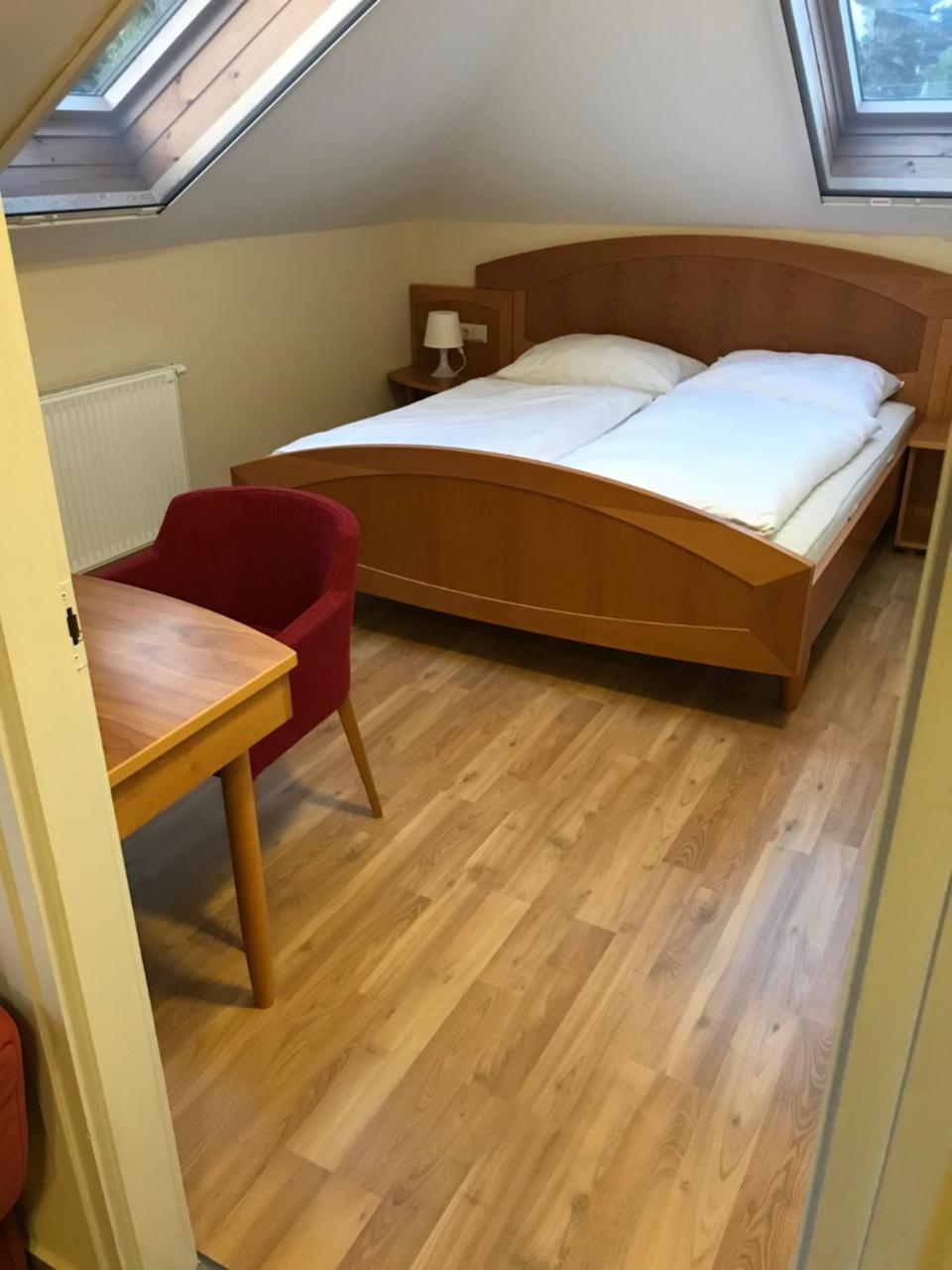 Bed and Breakfast Aurora Panzió Bük Esterno foto