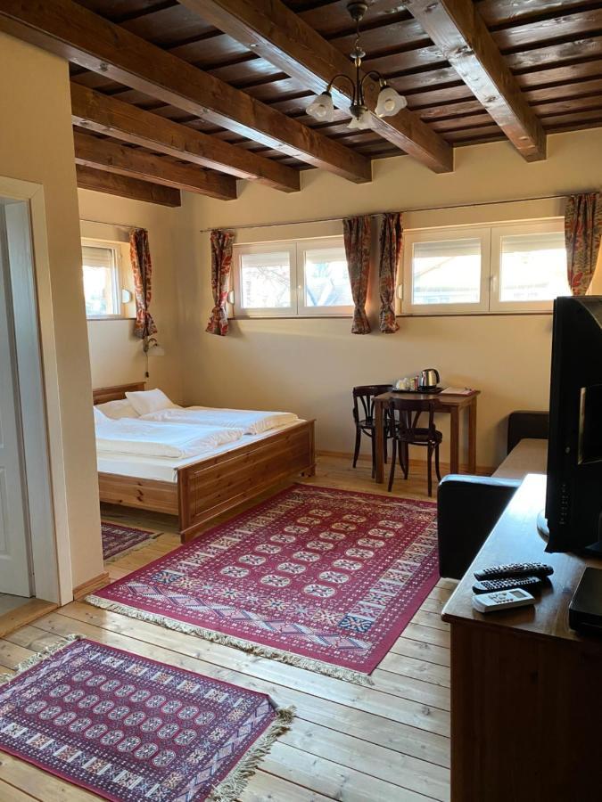 Bed and Breakfast Aurora Panzió Bük Esterno foto